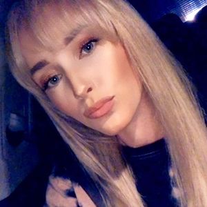 Meet your Posher, Annie